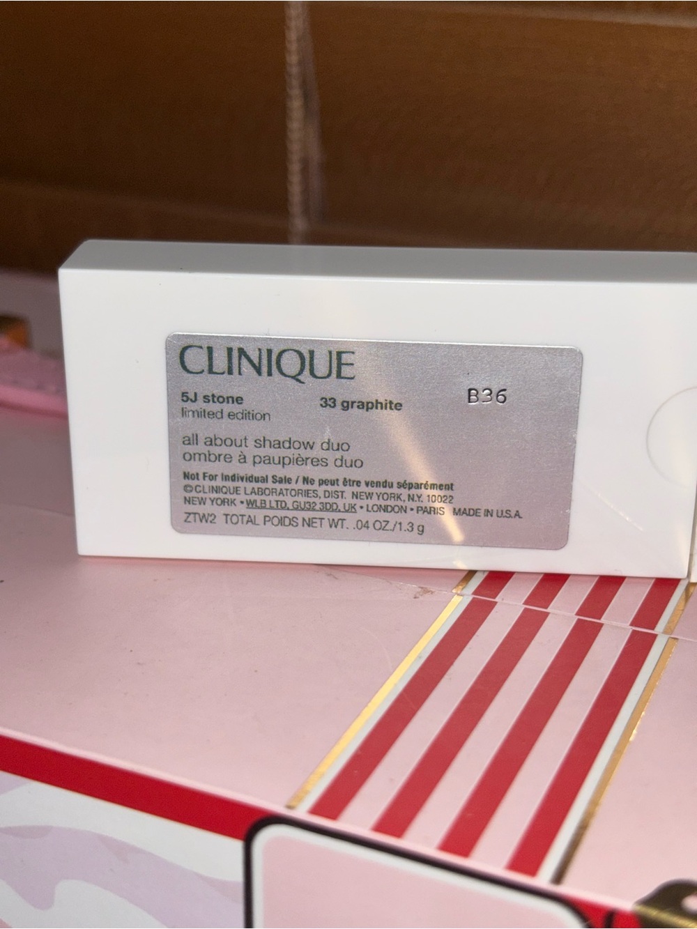 Clinique Eyeshadow Duo - Picture 3 of 3